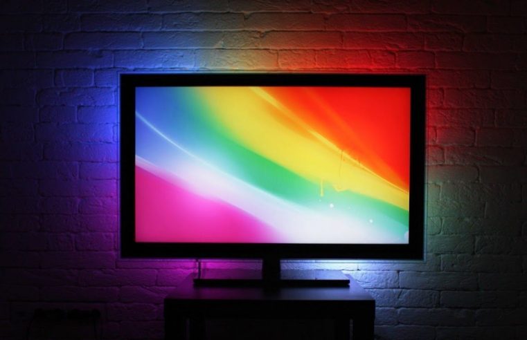 Comment bien choisir un ruban LED pour son ordinateur ou sa télé ?