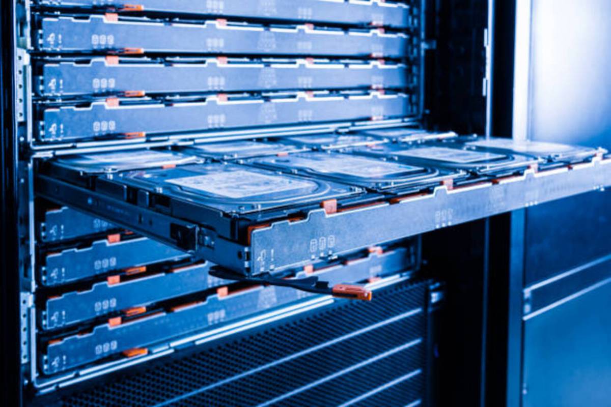 datacenters suisses : vue aérienne d'un datacenter moderne en Suisse